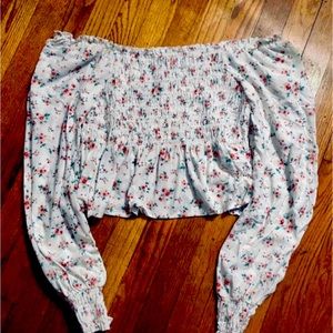 🌷Candie's On/Off Shoulders long Sleeve Top